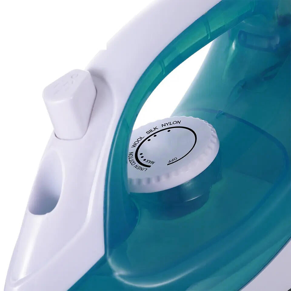 Ferro de Engomar a Vapor