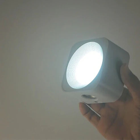 Lâmpada Led de Clip Magnético com Comando