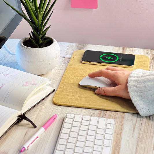 Tapete de Rato com Carregamento Wireless