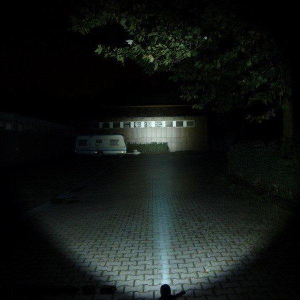 Lanterna profissional Police 80.000W com 5 x ZOOM